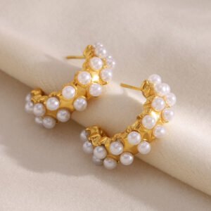 European and American cross-border hot-selling light luxury exquisite earrings, 18K gold-plated stainless steel small double-layer pearl stud earrings.
