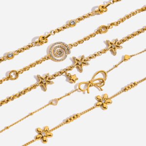 Jingqiao's sweet and romantic design. 18K gold stainless steel flower bracelet with diamonds, versatile wholesale jewelry.