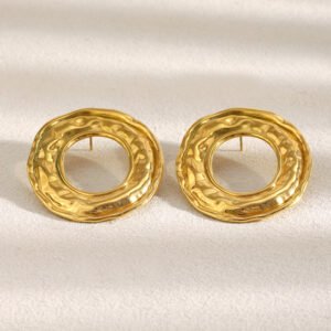 European and American fashionable, niche pendant, stainless steel 18K gold-plated large O-shaped chain with OT clasp, large heart necklace for women