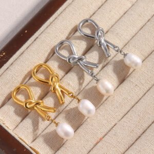 European and American cross-border hot-selling, INS-style, French retro, luxury earrings, stainless steel 18K gold-plated knotted pearl earrings Studs