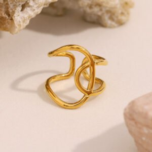 European and American cross-border new light luxury versatile fashionable ring, 18K gold-plated stainless steel cross knotted open ring.