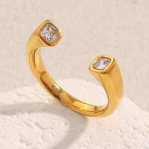 European and American cross-border simple, versatile, geometric, fashionable ring with 18K gold-plated stainless steel double-ended square zirconium open ring for women