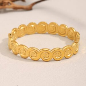 European and American cross-border fashionable and stylish niche hand jewelry, stainless steel 18K gold-plated twisted chain bracelet with natural stone patchwork.