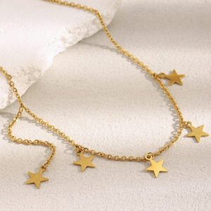 European and American Ins-inspired niche design, a creative and individual pendant featuring an 18K gold-plated stainless steel bead tube necklace with a chain.