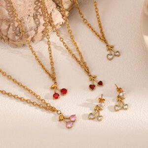 Ins style light luxury diamond stainless steel necklace female versatile fashion high-grade zircon pendant non-fading clavicle chain