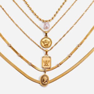 Jingqiao's European and American angel titanium steel necklace, light luxury, high-end clavicle necklace, 18K gold Popular stainless steel jewelry across the globe.